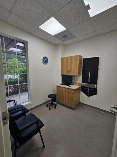 Dog exam rooms 01